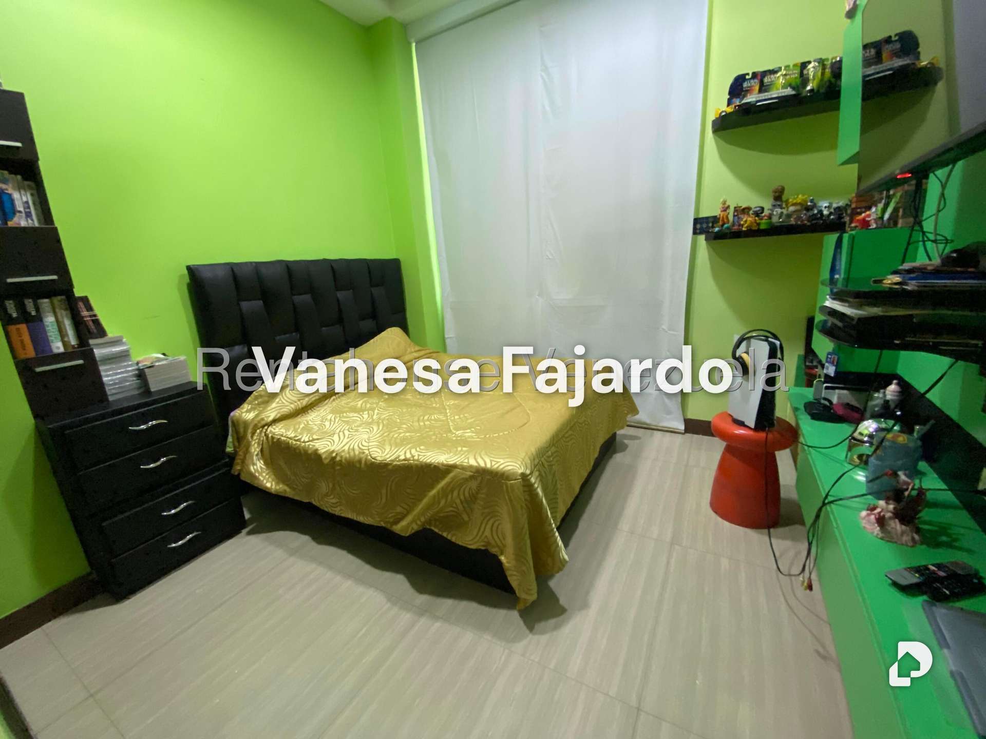 Apartamento en Las Mesetas de Santa Rosa de Lima, Caracas – 16