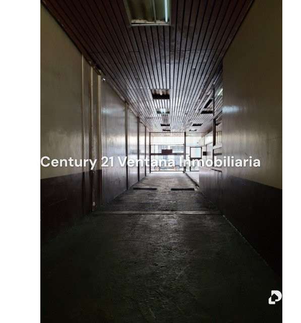Commercial space in Quinta Crespo, Caracas – 12