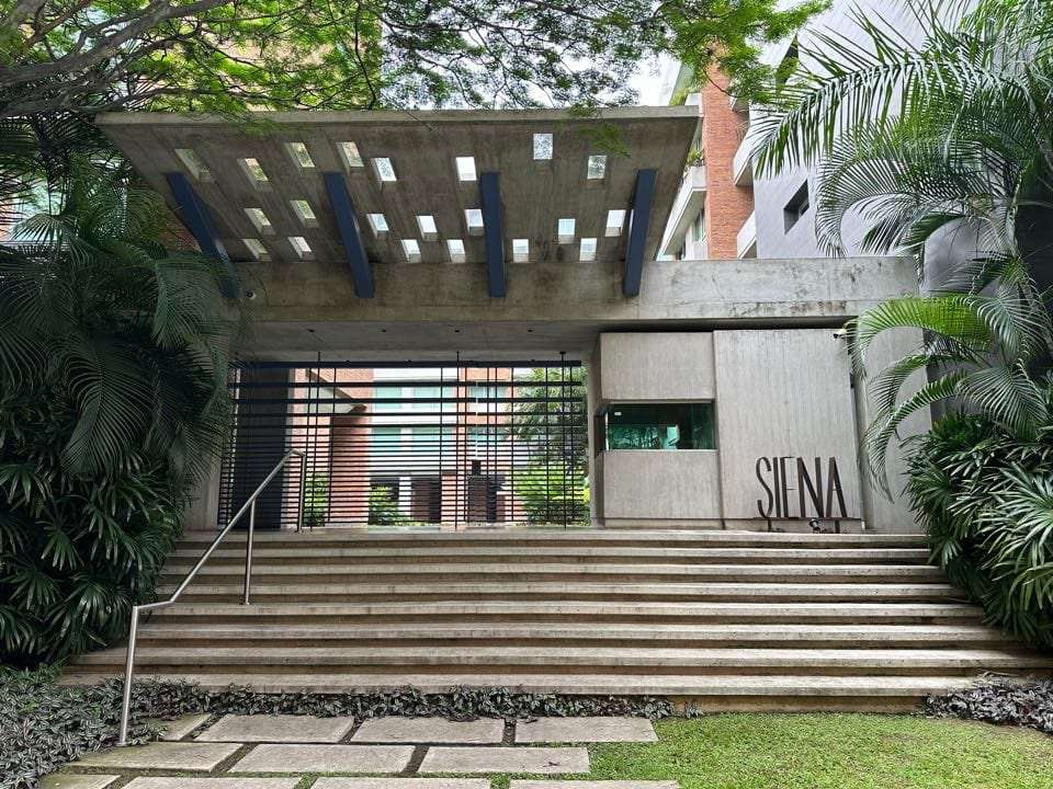 Apartamento en Campo Alegre, Caracas - 1
