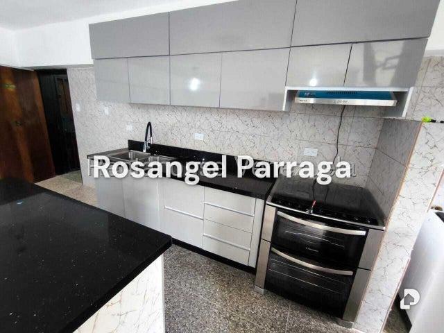 Apartamento en Parroquia Urbana San José, Valencia – 4