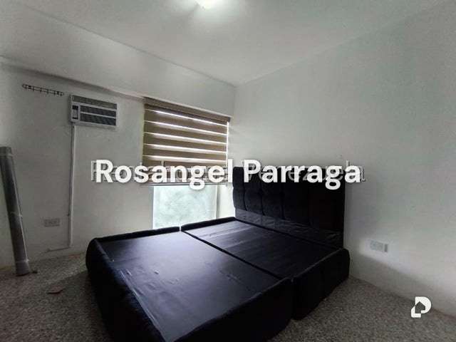Apartamento en Parroquia Urbana San José, Valencia – 12