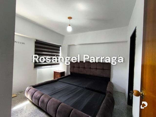 Apartamento en Parroquia Urbana San José, Valencia – 9