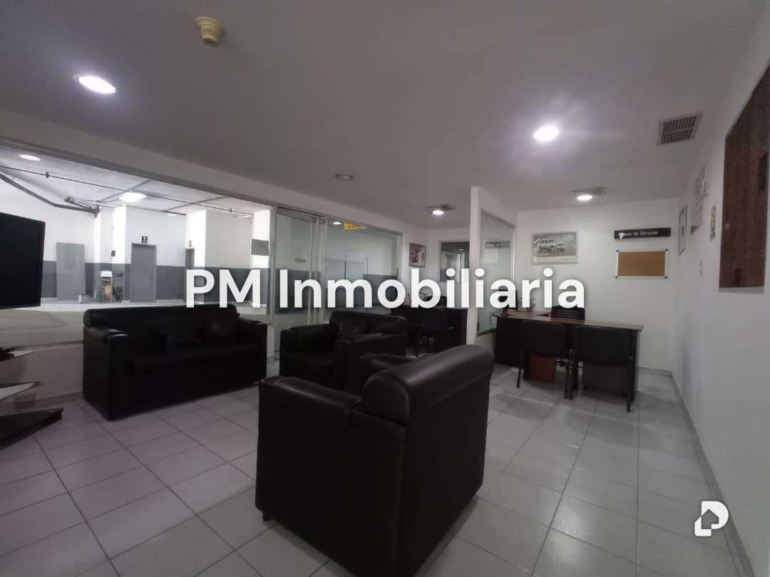 Local comercial en Boleíta Norte, Caracas – 13