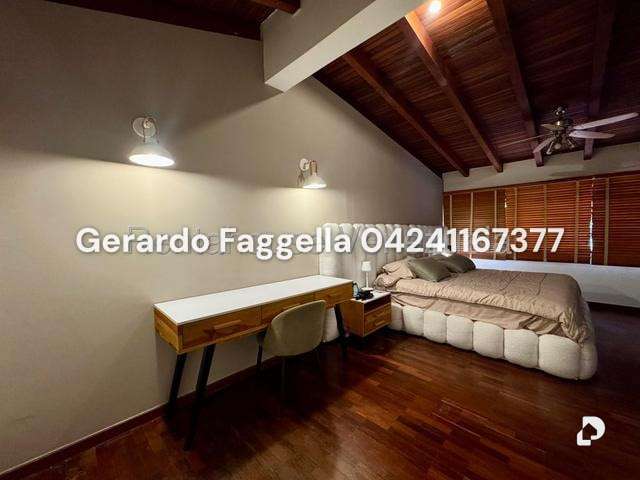 Casa en Alto Prado, Caracas – 17