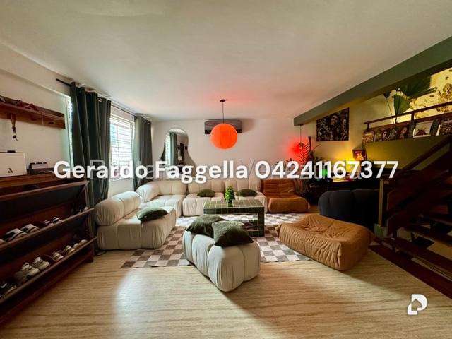 Casa en Alto Prado, Caracas – 13