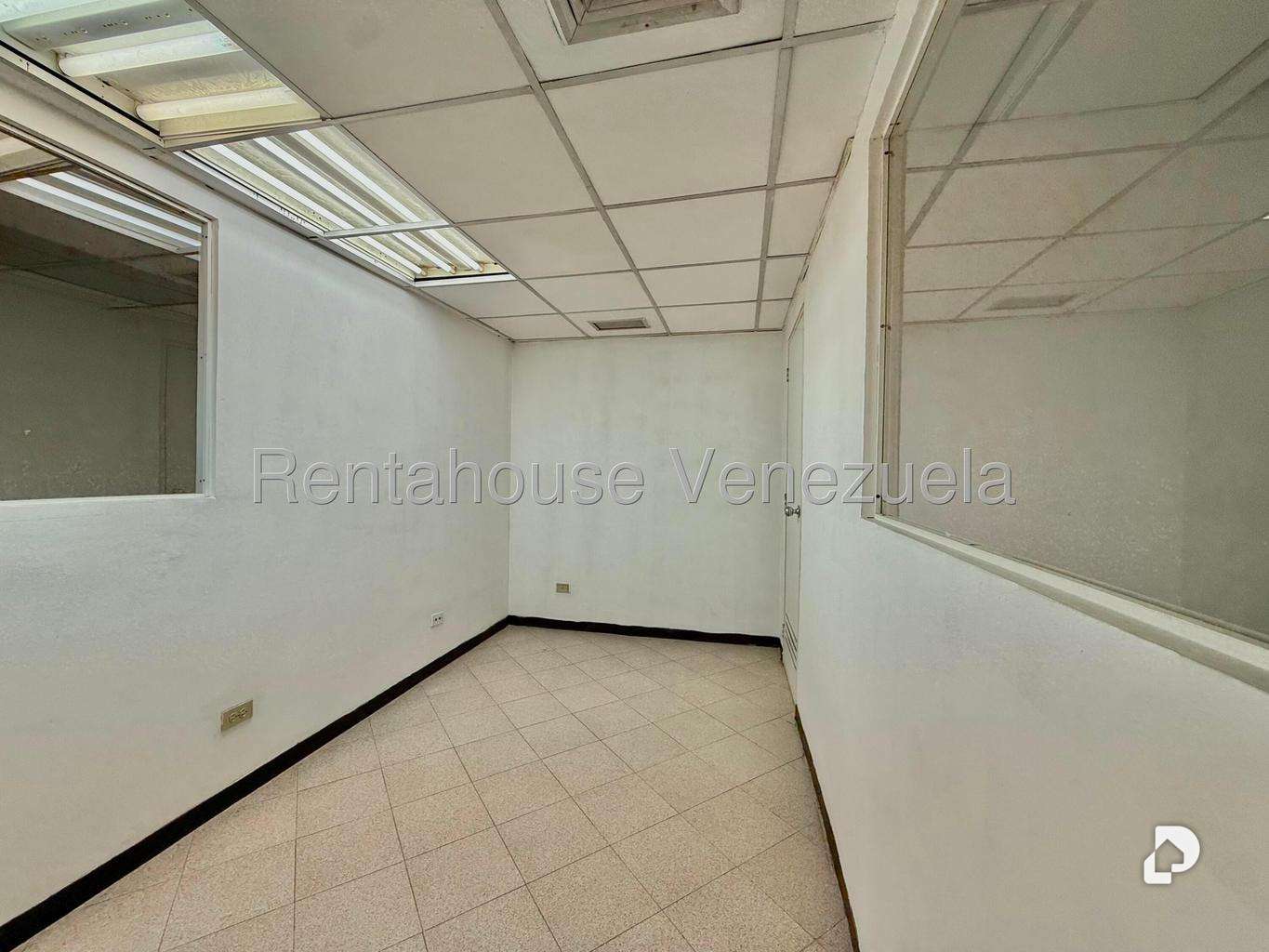 Oficina en Chacao, Caracas – 15