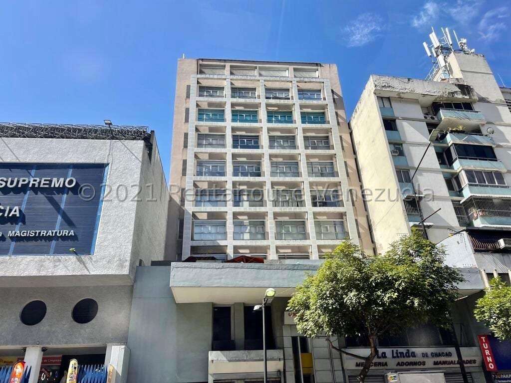 Office in Chacao, Caracas - 1