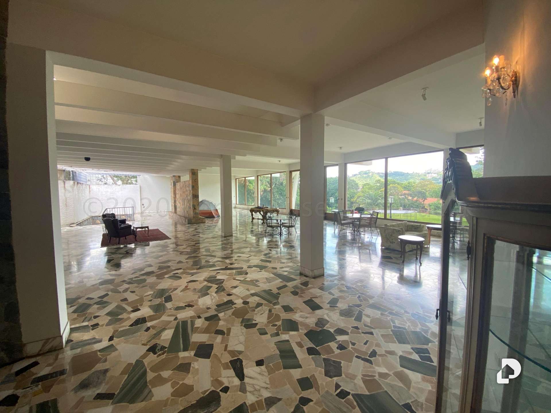 Casa en Valle Arriba, Caracas – 24