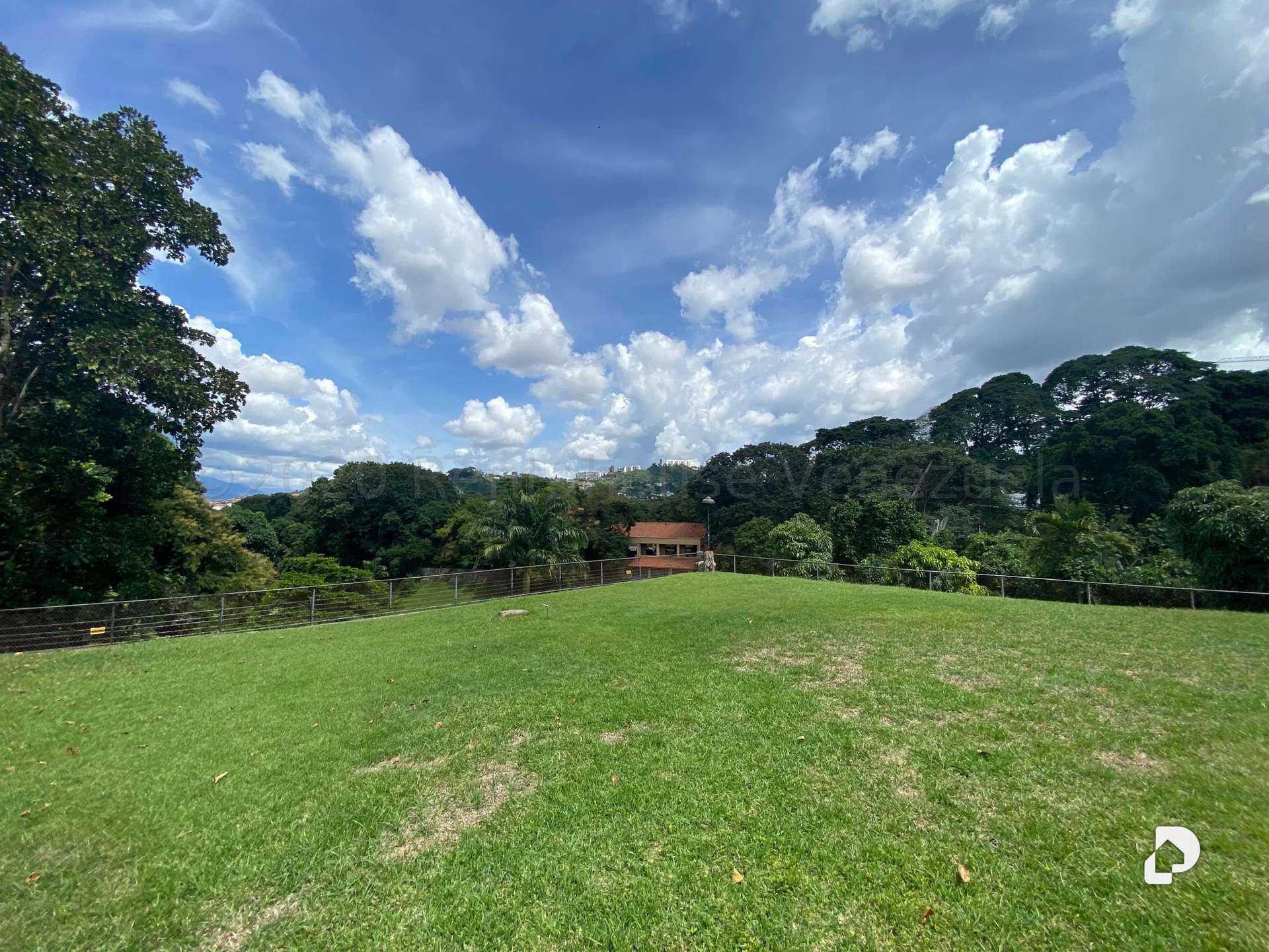 Casa en Valle Arriba, Caracas – 17