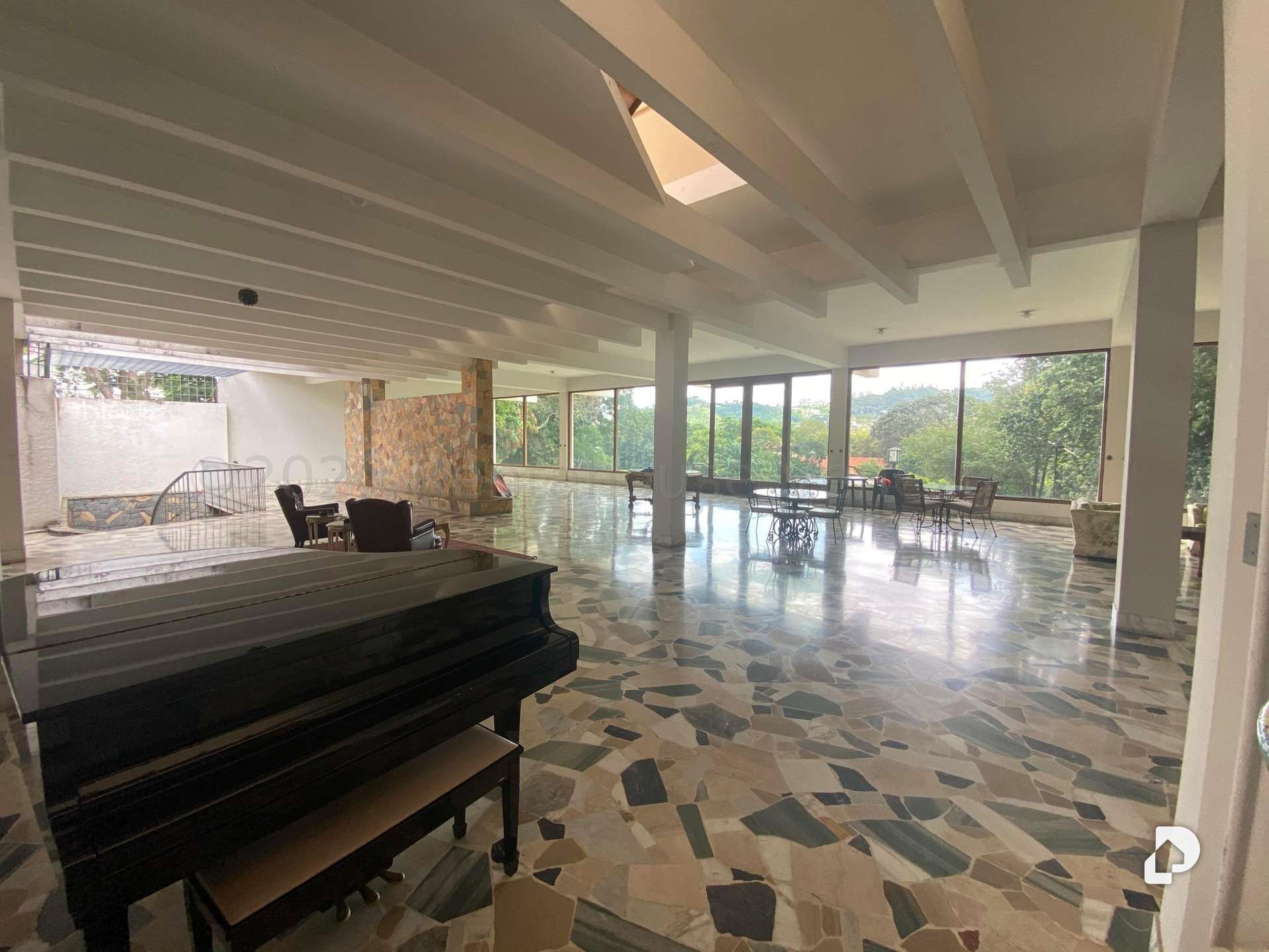 Casa en Valle Arriba, Caracas – 25