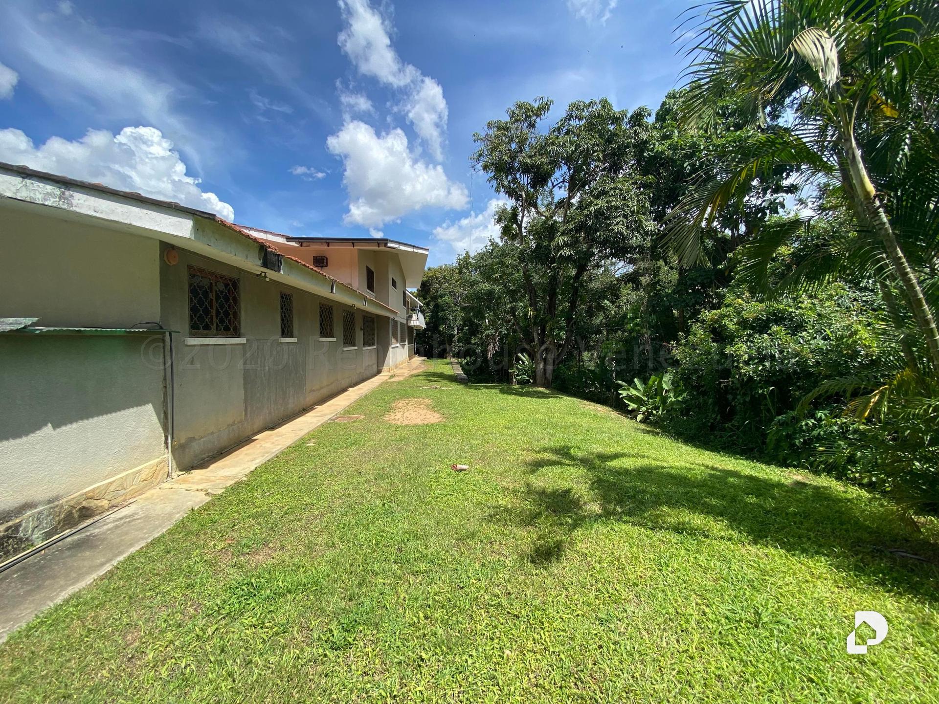 Casa en Valle Arriba, Caracas – 4