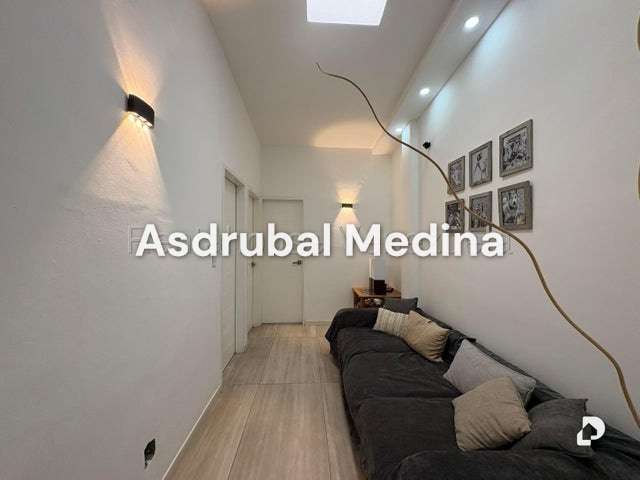 Casa en Lomas De La Trinidad, Caracas – 15