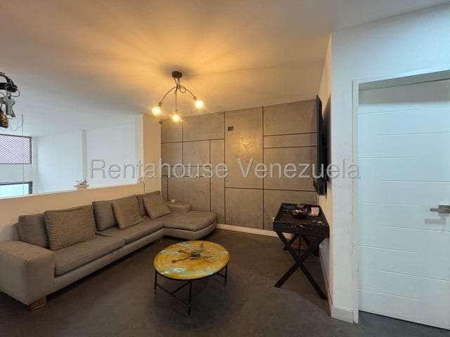 Casa en Lomas De La Trinidad, Caracas