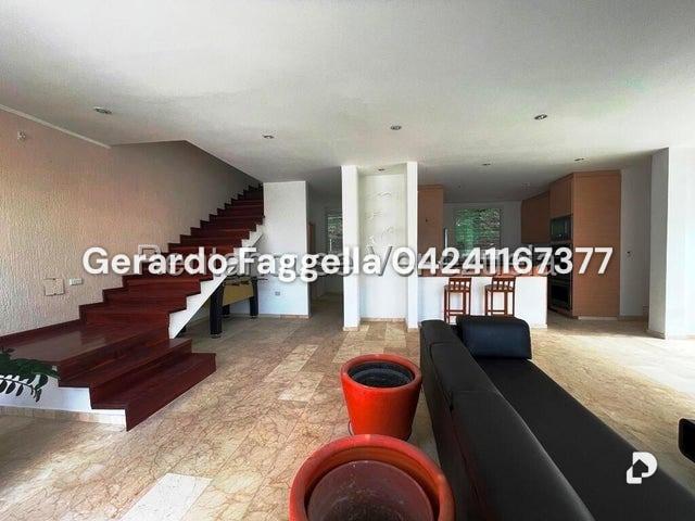 Casa en Alto Prado, Caracas – 3