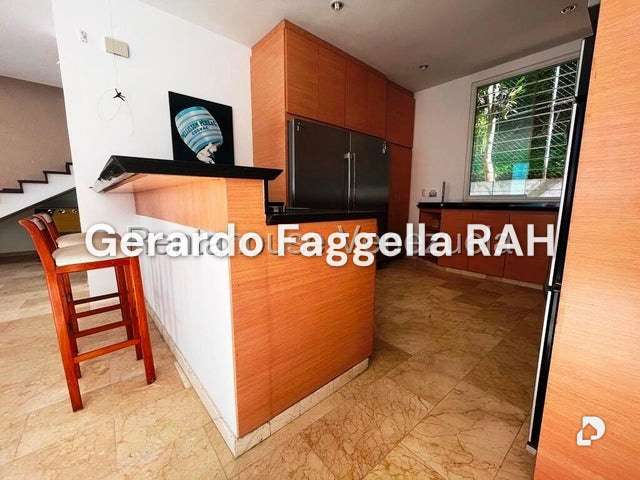Casa en Alto Prado, Caracas – 7