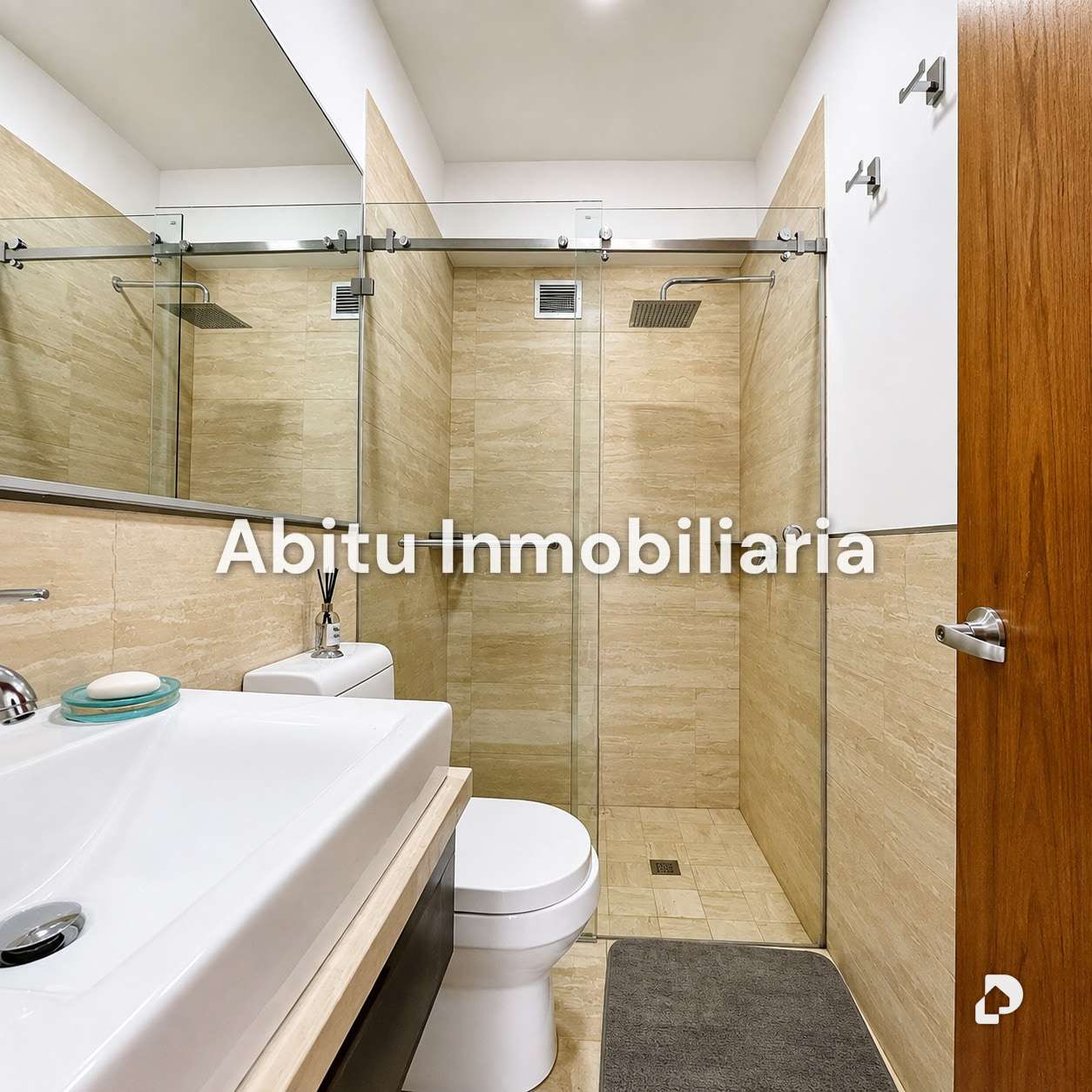 Apartamento en Lomas de Las Mercedes, Caracas – 32