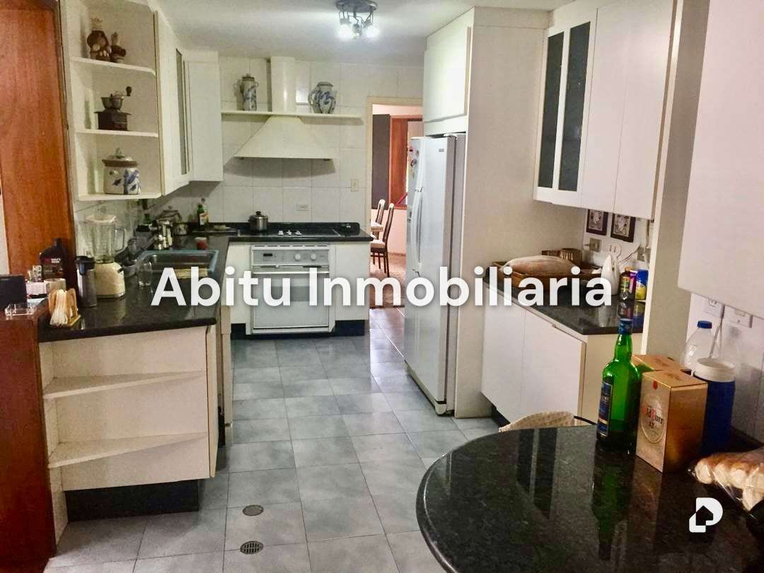 Casa en Los Naranjos, Caracas – 16