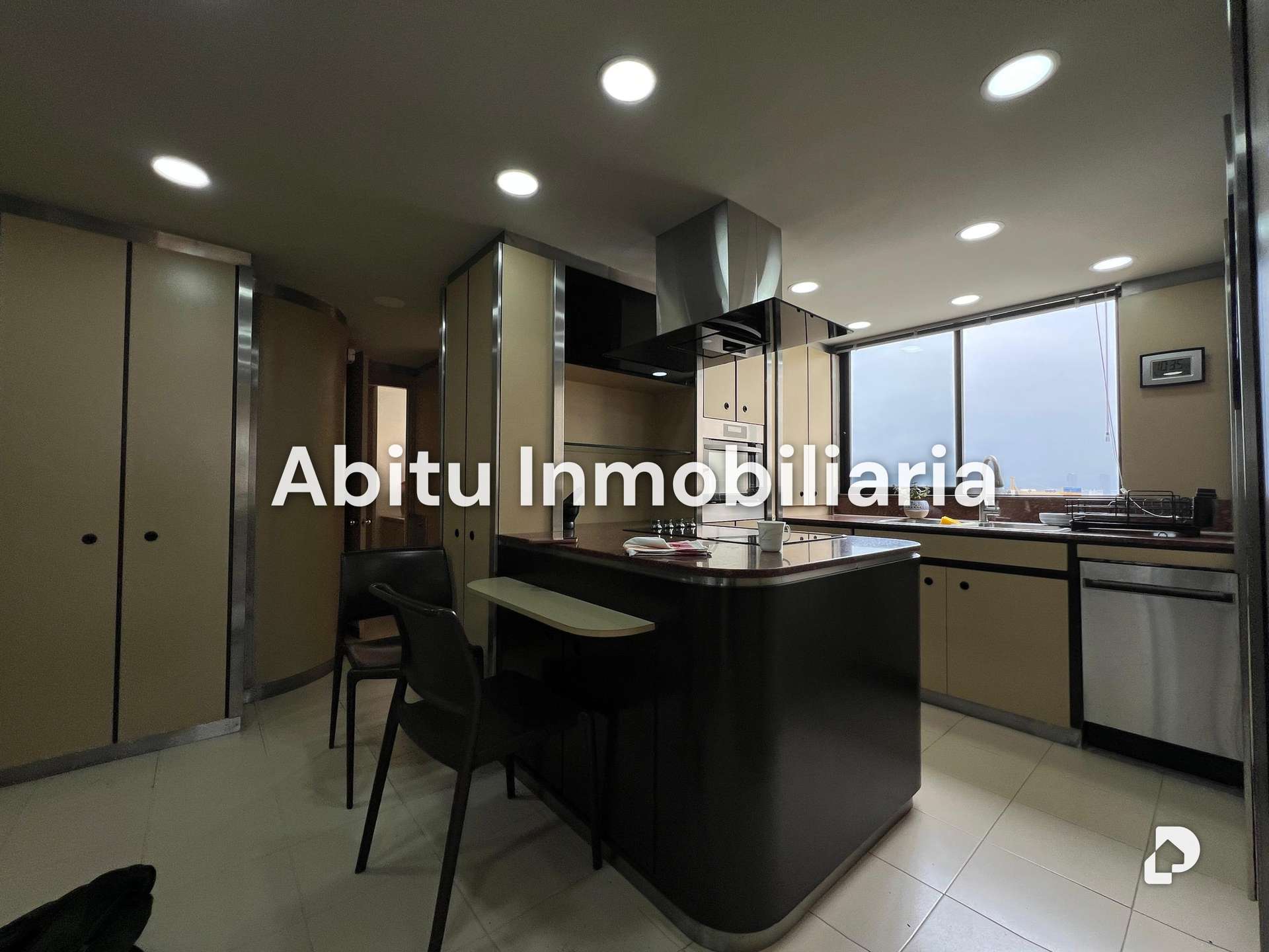 Apartment in La Castellana, Caracas – 9