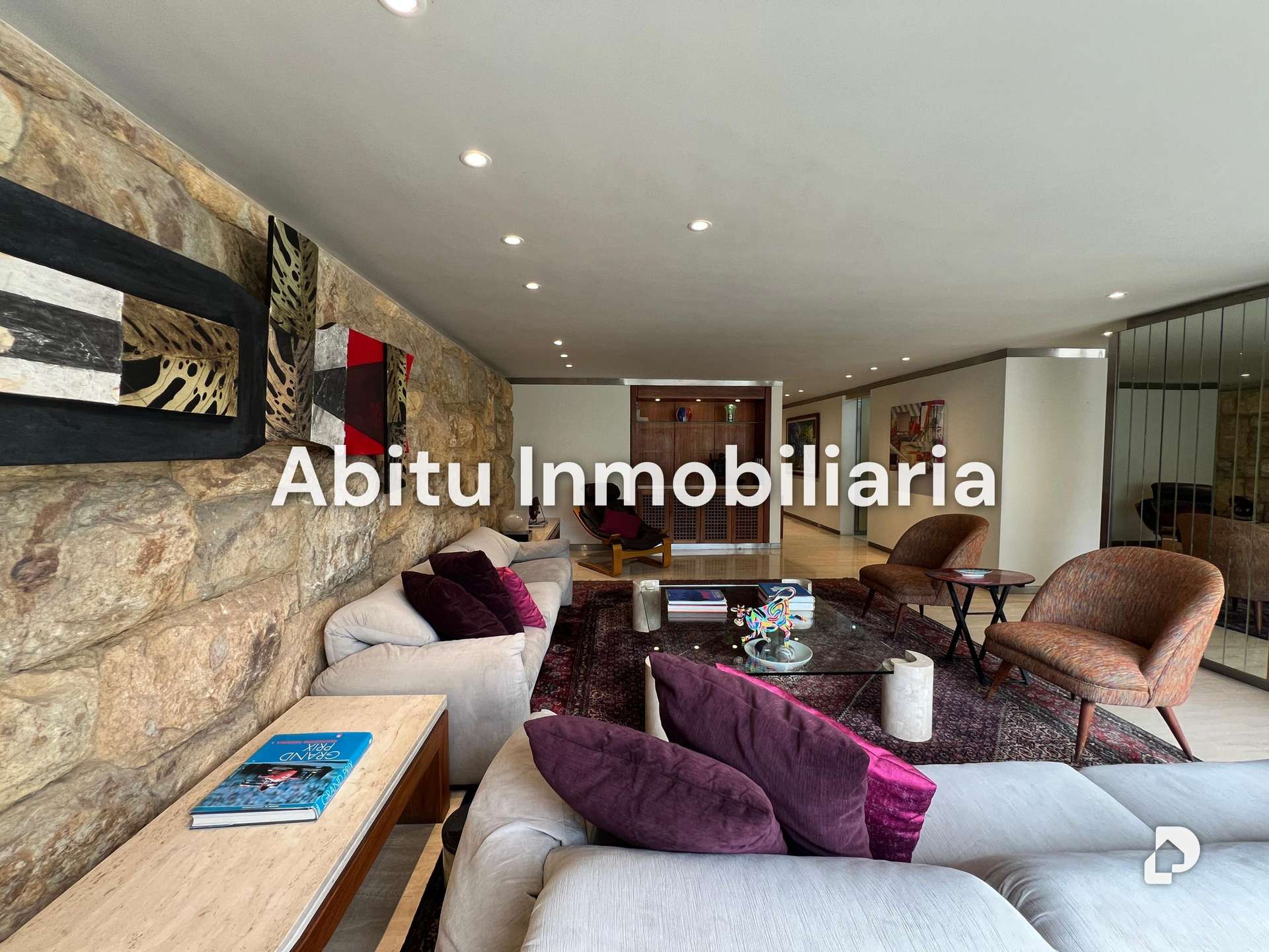 Apartment in La Castellana, Caracas – 3