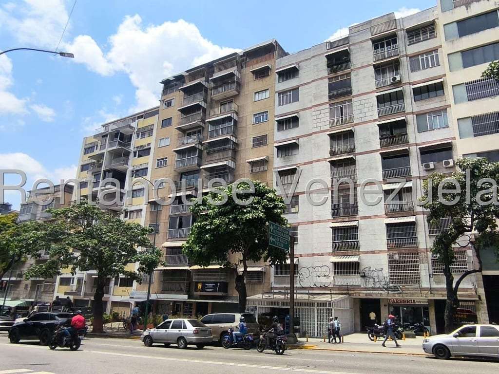 Apartment in Bello Campo, Caracas - 1