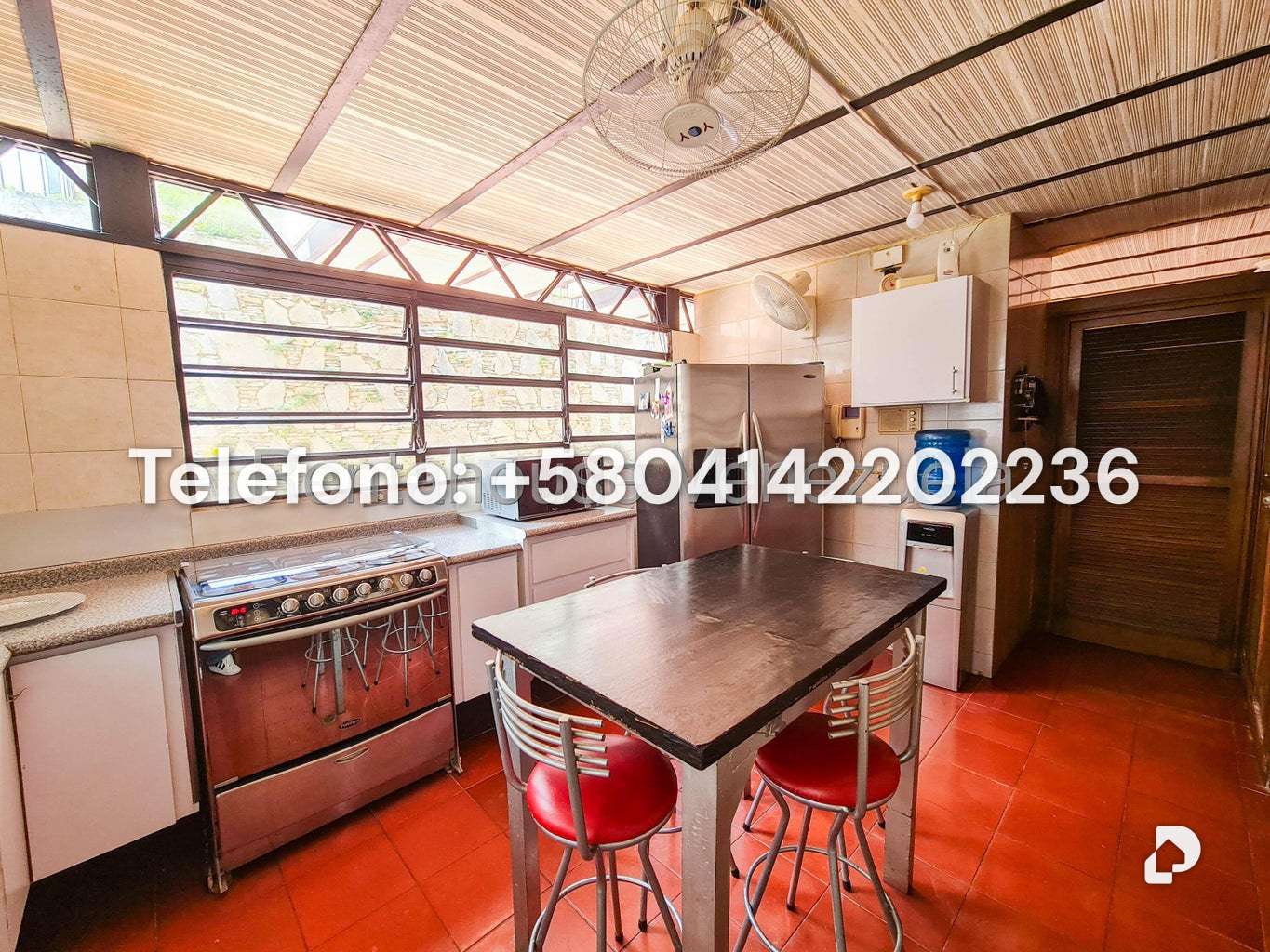 Casa en Prados del Este, Caracas – 23