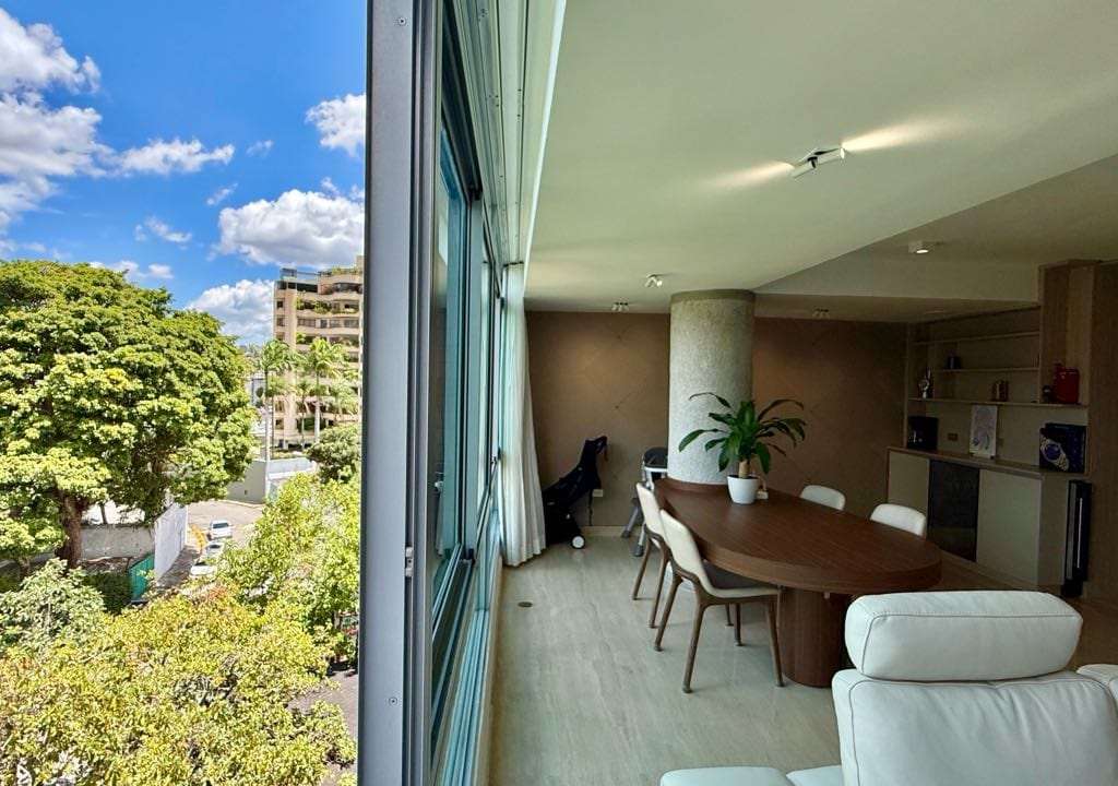 Apartamento en Country Club, Caracas - 1