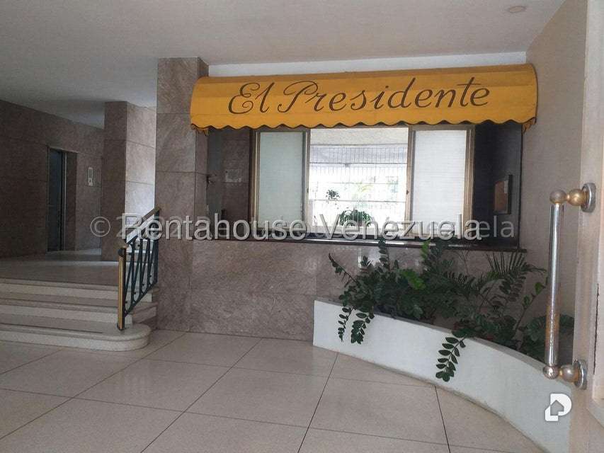 Apartamento en Los Palos Grandes, Caracas – 10