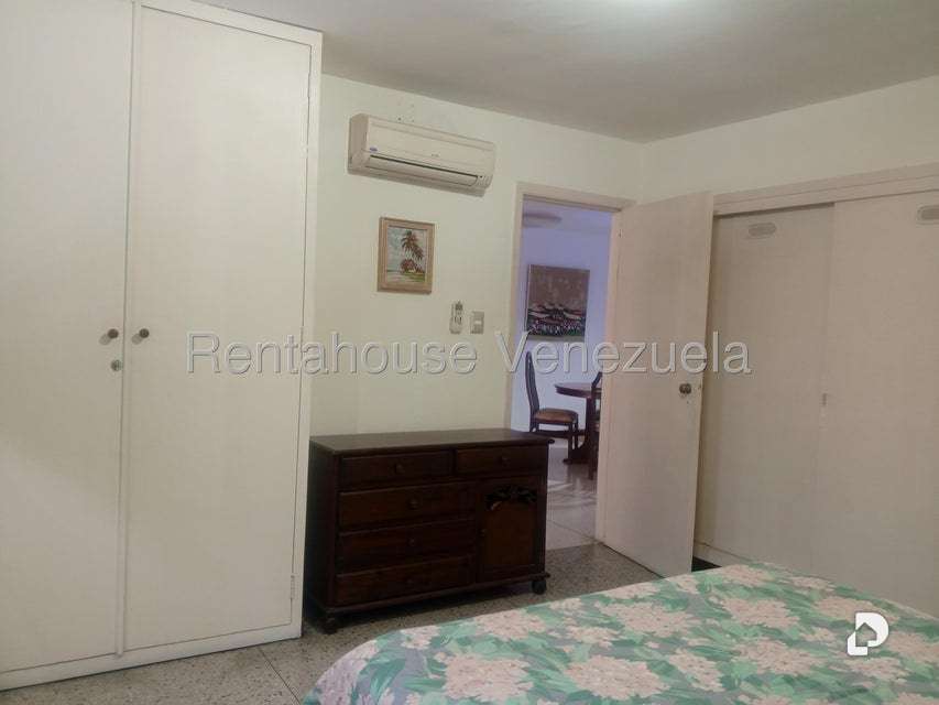Apartamento en Los Palos Grandes, Caracas – 9