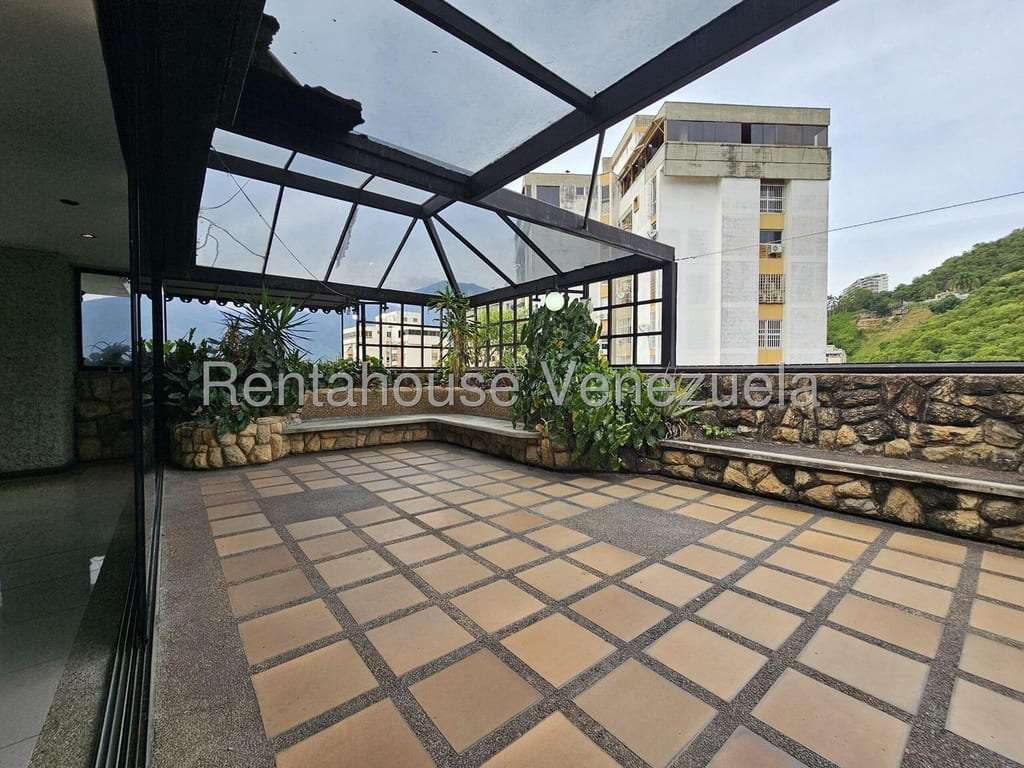 Apartamento en Santa Rosa de Lima, Caracas