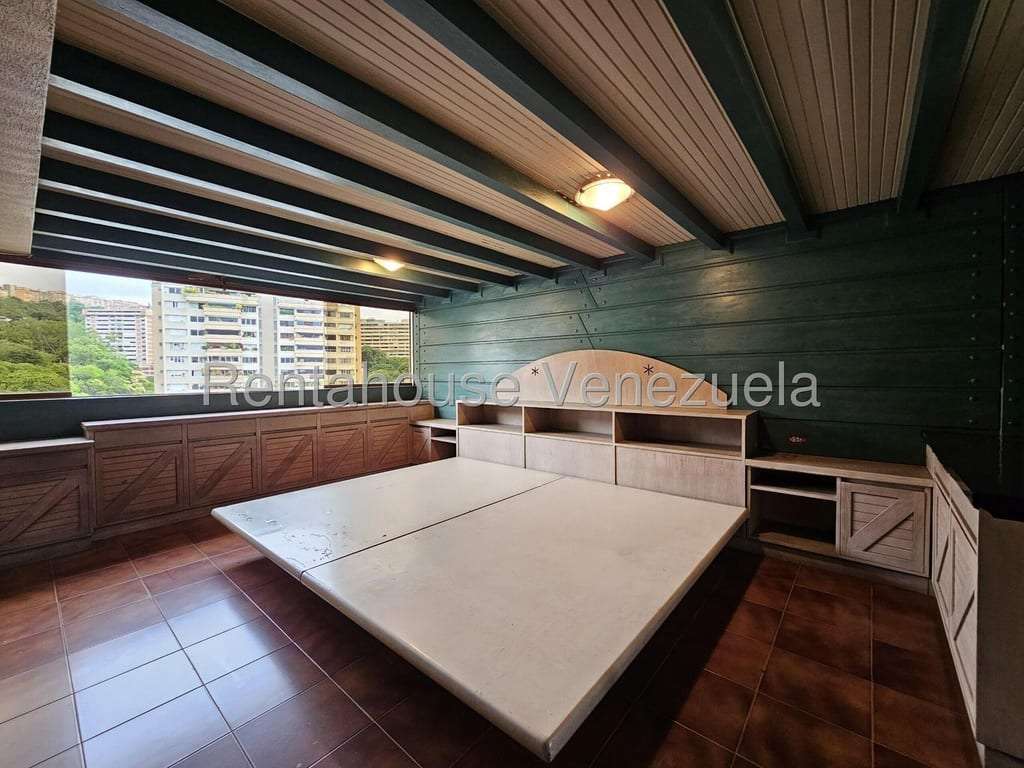 Apartamento en Santa Rosa de Lima, Caracas