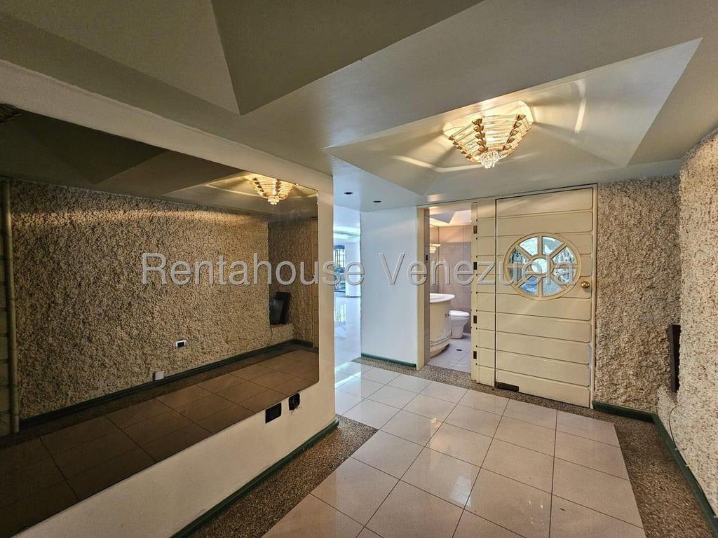 Apartamento en Santa Rosa de Lima, Caracas