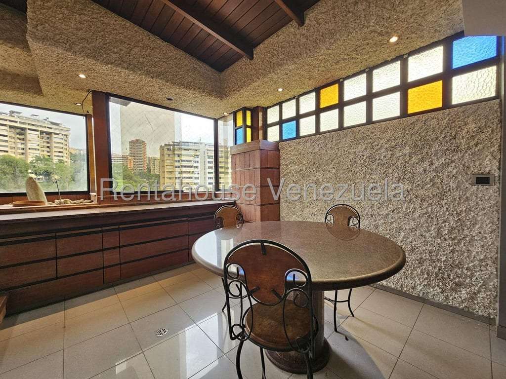 Apartamento en Santa Rosa de Lima, Caracas