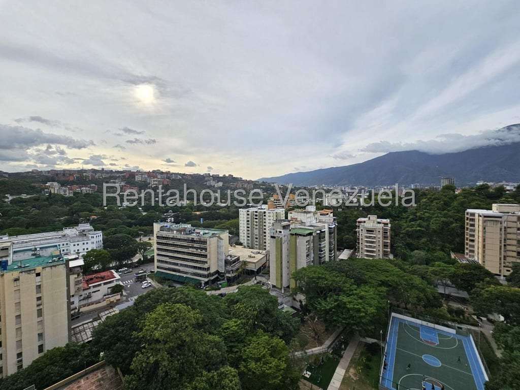 Apartamento en Santa Rosa de Lima, Caracas