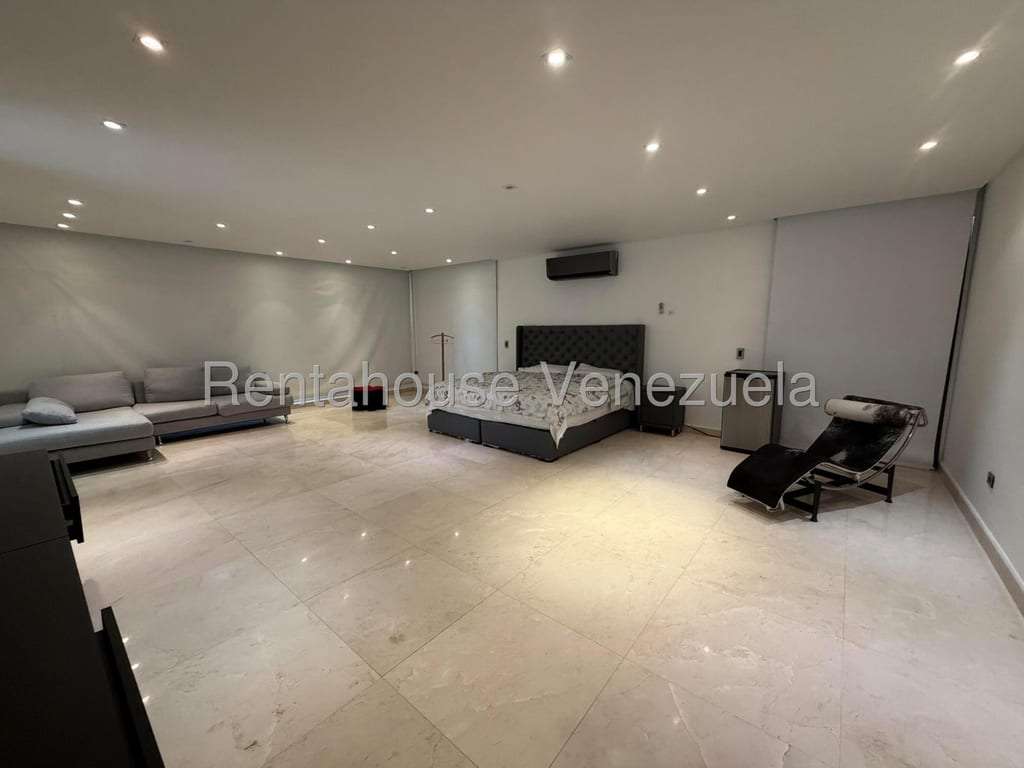 Apartamento en Los Naranjos (del Cafetal), Caracas