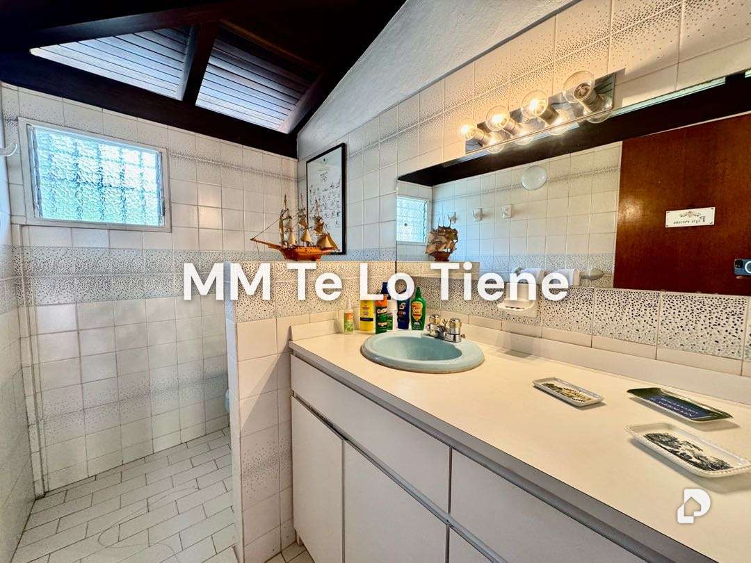 House in Las Marías, Caracas – 34