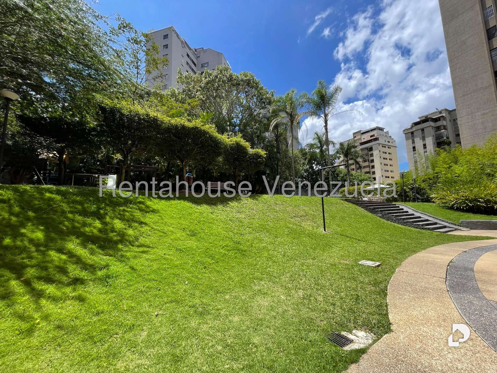 Apartamento en Terrazas del Ávila, Caracas – 28