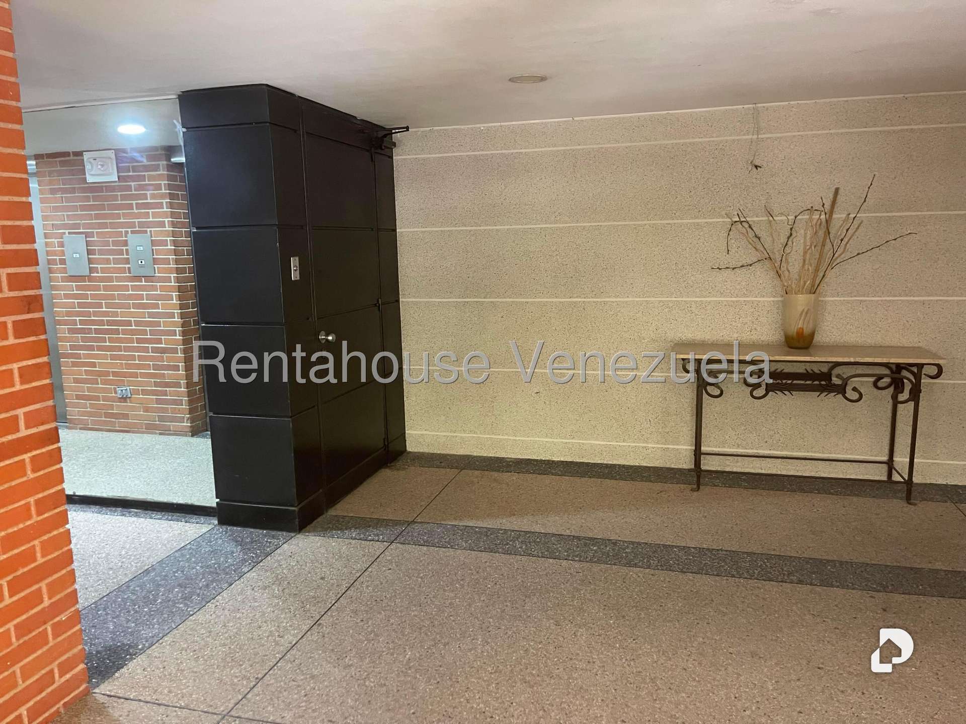 Apartamento en Terrazas del Ávila, Caracas – 23
