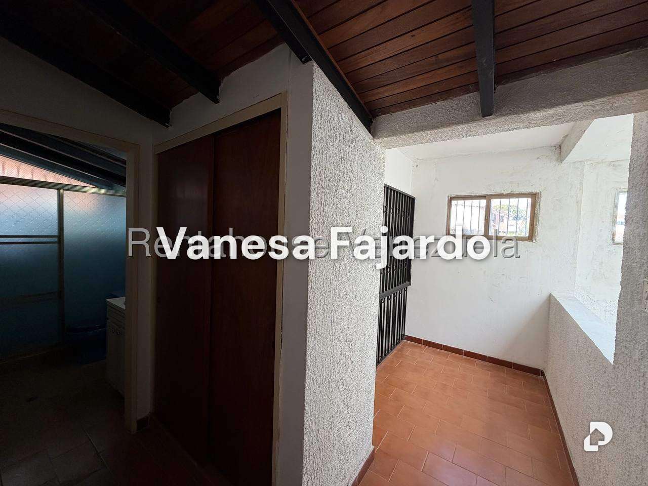Casa en Colinas de Bello Monte, Caracas – 19
