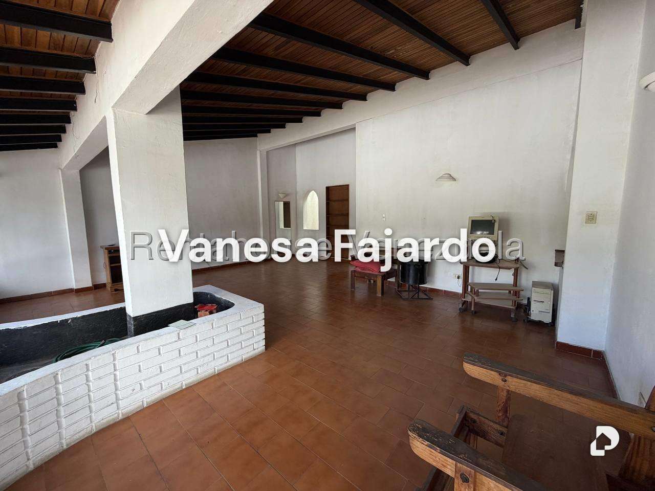 Casa en Colinas de Bello Monte, Caracas – 23