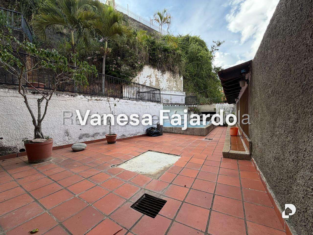 Casa en Colinas de Bello Monte, Caracas – 30