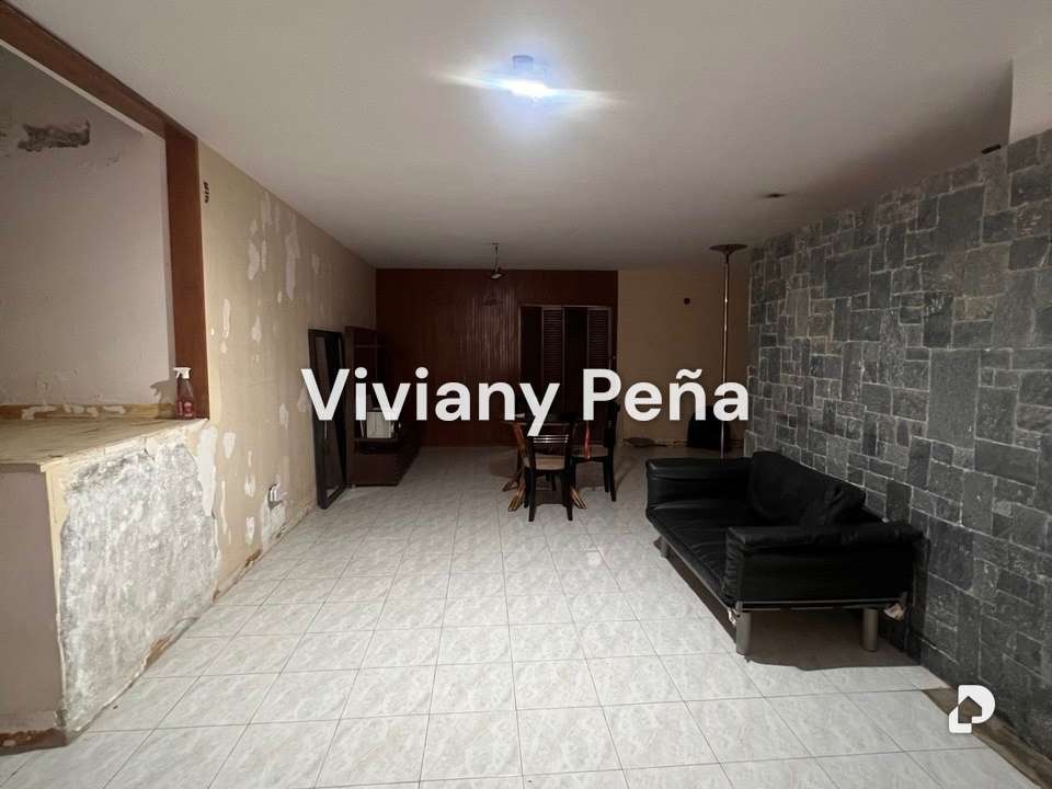 Casa en Prados Del Este, Caracas – 18