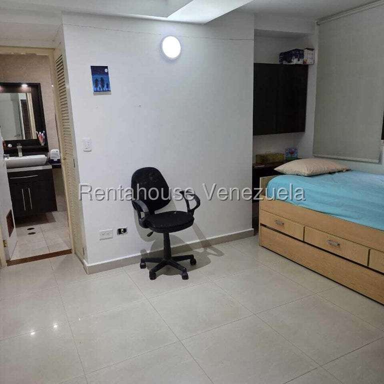 Apartamento en Lomas del Sol, Caracas