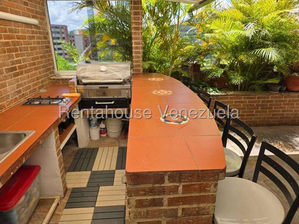 Apartamento en Lomas del Sol, Caracas