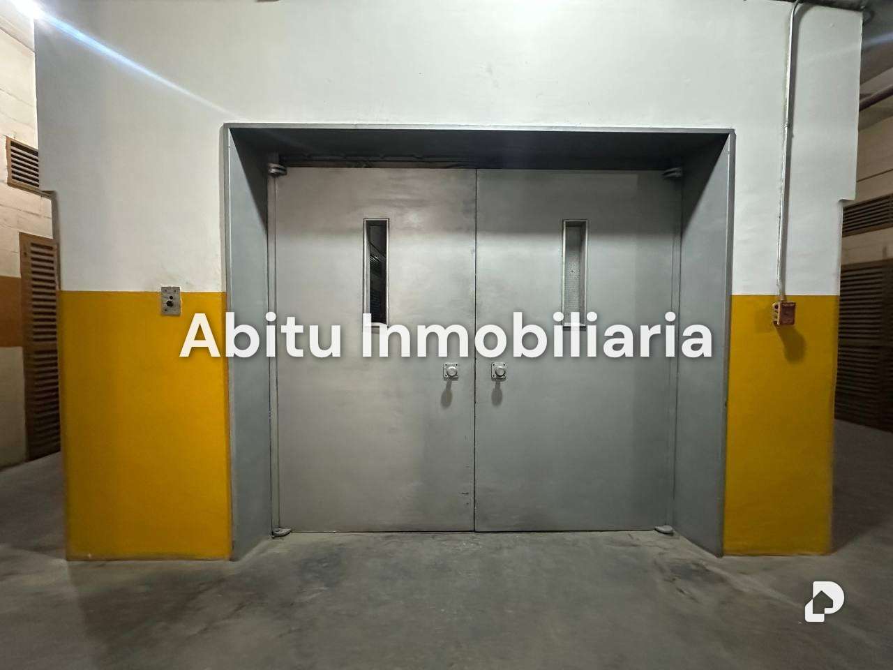 Local comercial en Los Cortijos de Lourdes, Caracas – 4