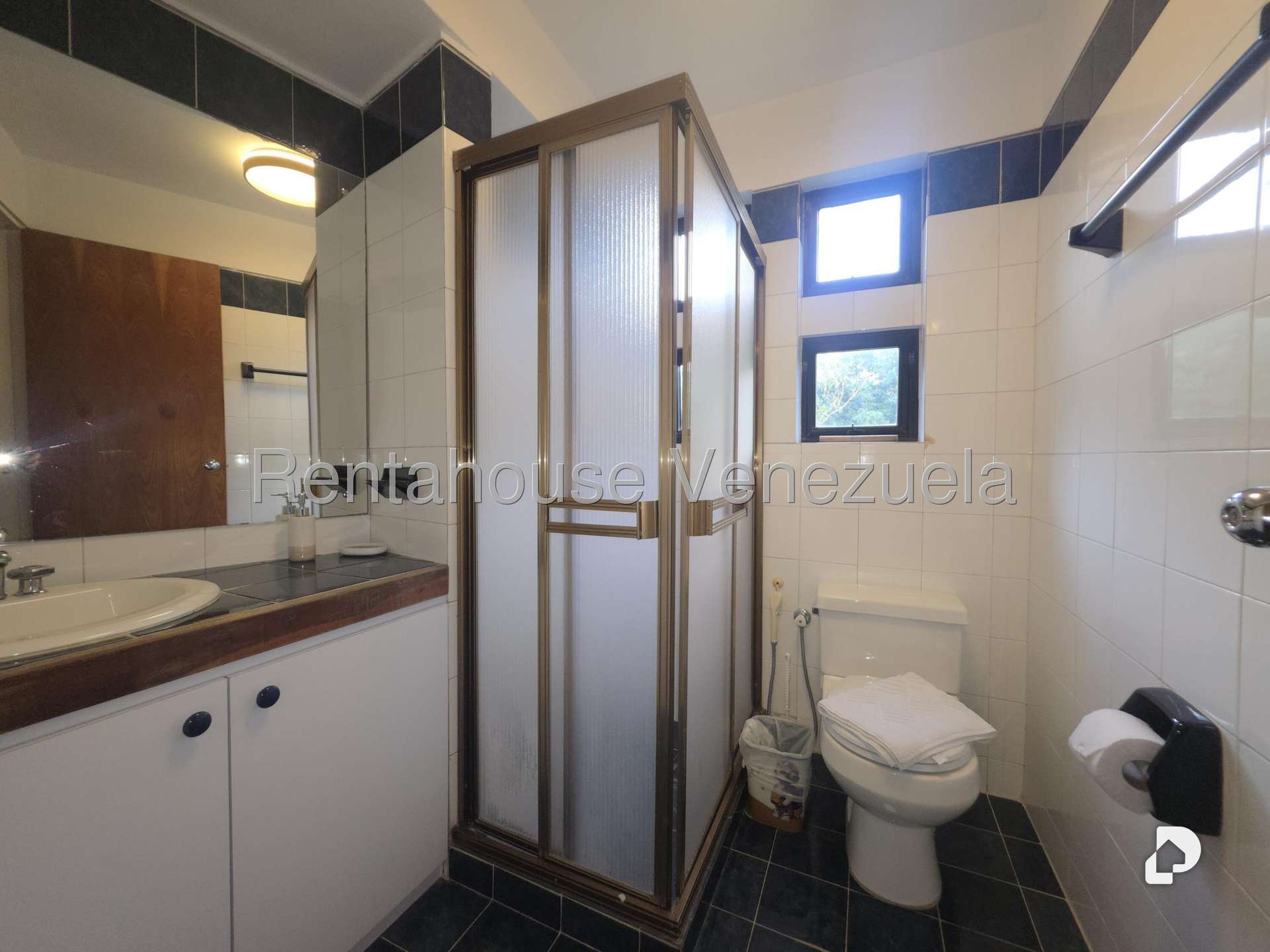 Apartamento en Las Mercedes, Caracas – 24