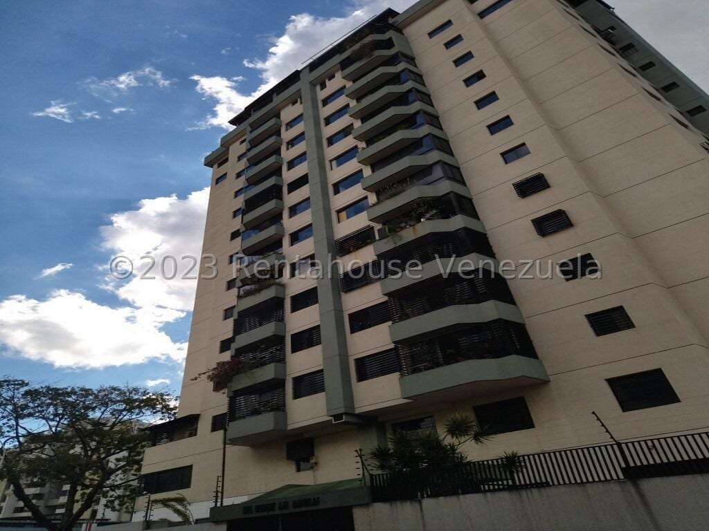 Apartamento en Los Rosales, Caracas - 1
