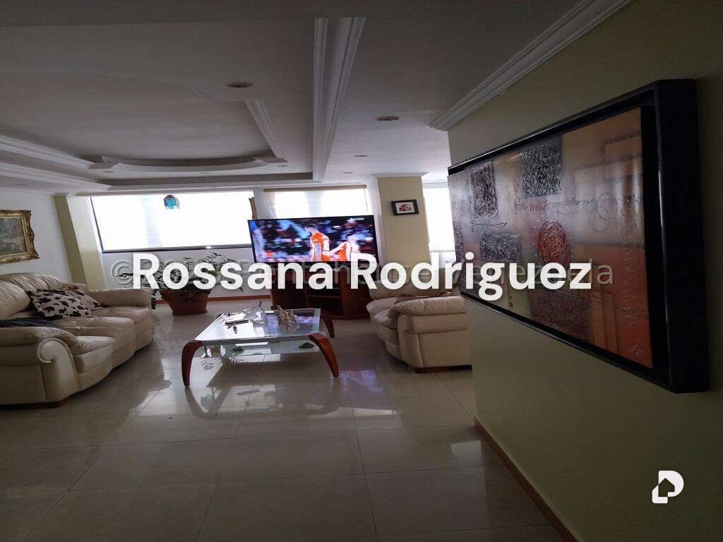 Apartamento en Los Rosales, Caracas – 13