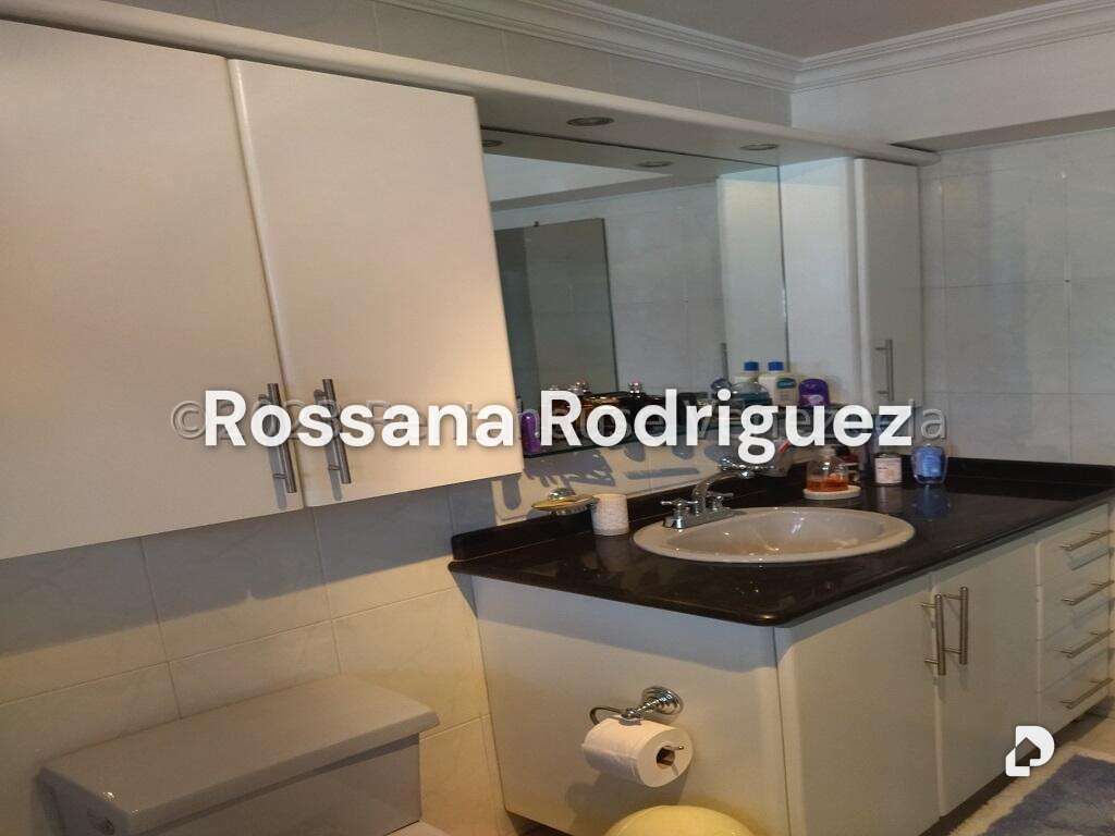 Apartamento en Los Rosales, Caracas – 26