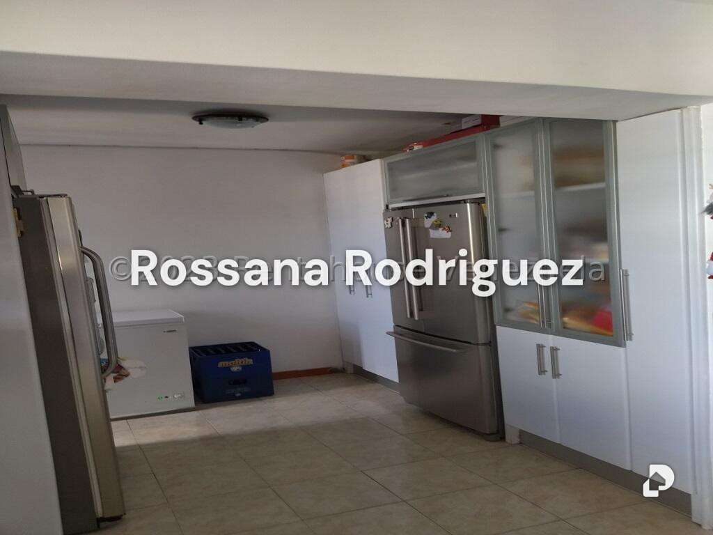 Apartamento en Los Rosales, Caracas – 18