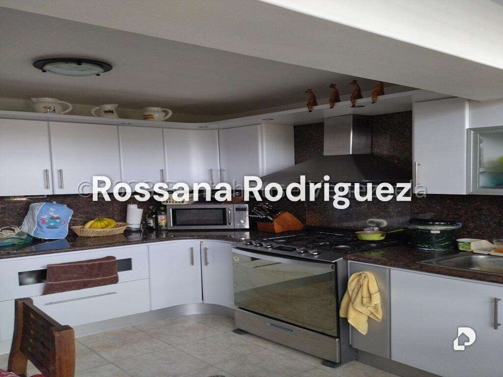 Apartamento en Los Rosales, Caracas – 15